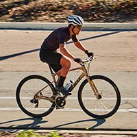 平把運動公路自行車